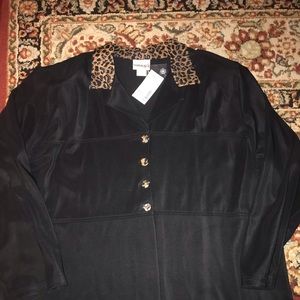 Fashion Bug 3x top w/leopard collar